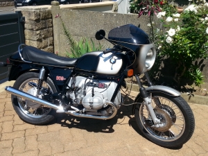BMW R90S smoke