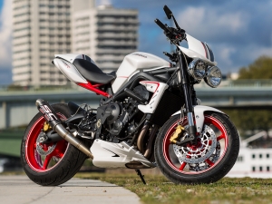 street triple R concept